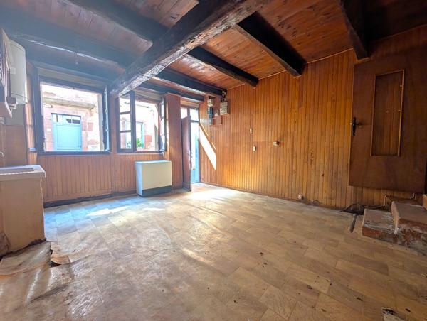 Villecomtal, Maison de village 70 m² à rénover + combles Villecomtal