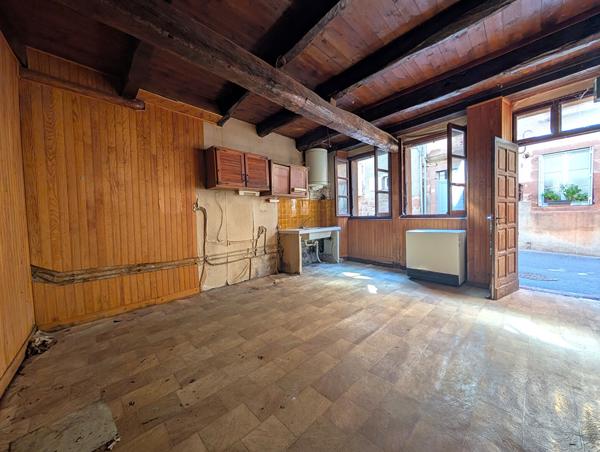 Villecomtal, Maison de village 70 m² à rénover + combles Villecomtal
