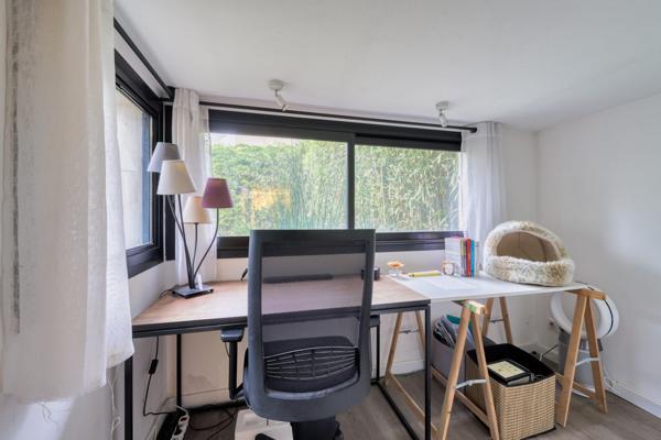 Maison rare face au parc – jardin plein sud