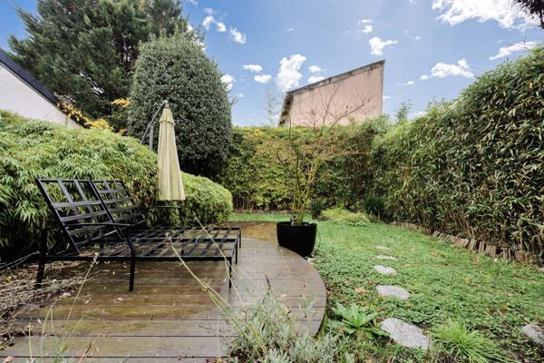 Maison rare face au parc – jardin plein sud
