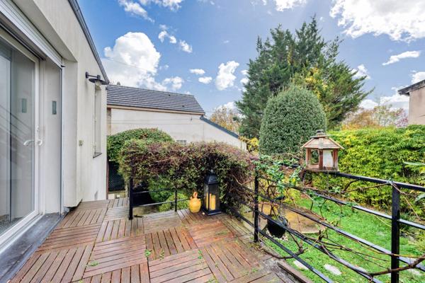 Maison rare face au parc – jardin plein sud