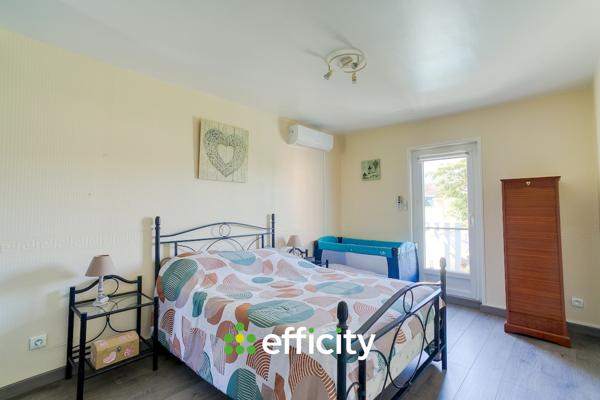 Maison
         4 pièces
        - 96 m² Exclusivité 345 000 € *