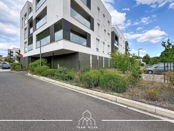 Appartement
         3 pièces
        - 60 m² Exclusivité 169 900 € *