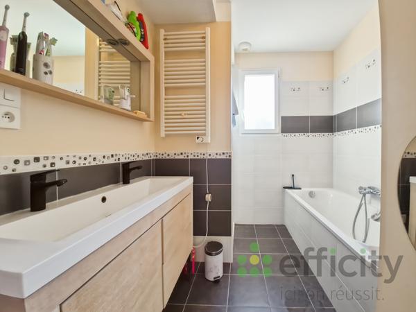 Maison 7 pièces - 185 m²