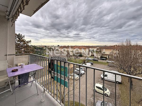 Appartement 4 pièces 2 chambres avec cave et parking ? 69500 BRON