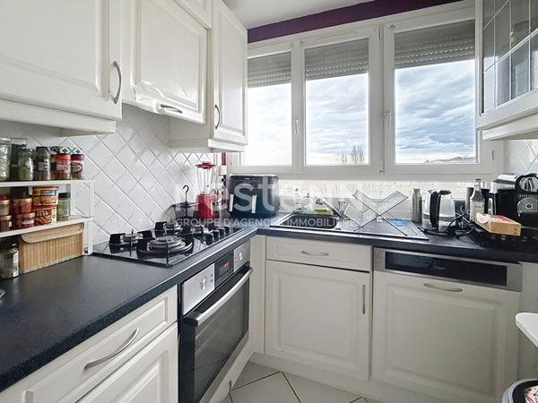 Appartement 4 pièces 2 chambres avec cave et parking ? 69500 BRON