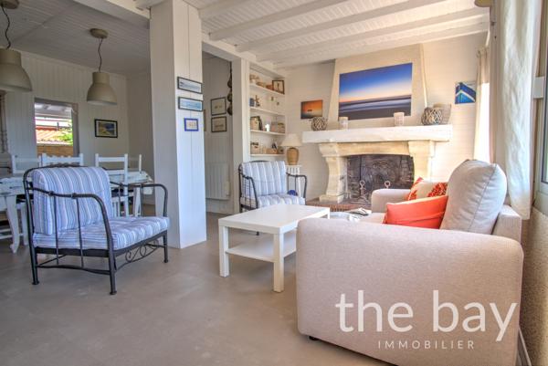 Lège-Cap-Ferret (33950) Bas de villa avec accès au bassin.