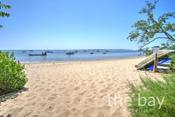 Lège-Cap-Ferret (33950) Bas de villa avec accès au bassin.