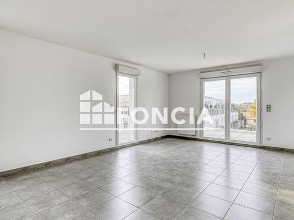 À vendre Appartement 3 pièces 70 m² - Cenon 33150