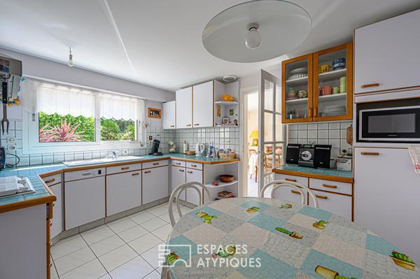 Vannes rive gauche : maison avec terrasse ouest et vue sur le port