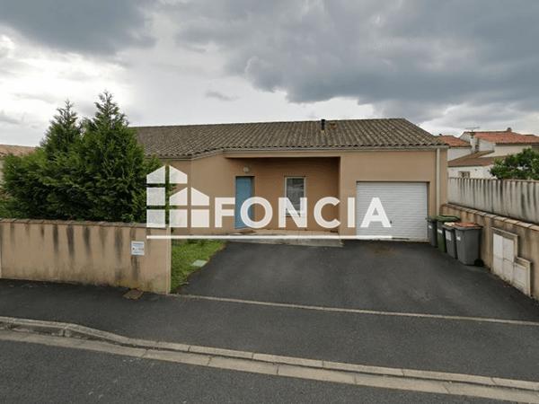 Location Maison 4 pièces 85 m² - 2 RUE BAPTISTE BAUJAULT Niort 79000