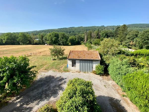 maison familiale avec terrain attenant et garage