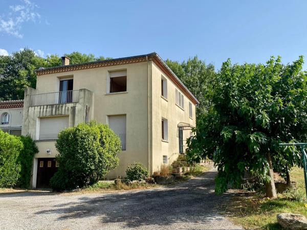 maison familiale avec terrain attenant et garage