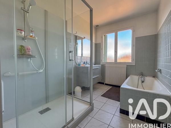 Maison à vendre 5 pièces 113 m² Domérat