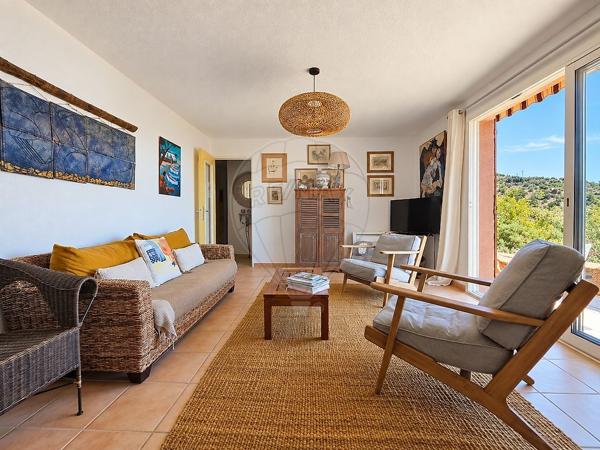 Appartement 2 chambre(s) à vendre - Le Lavandou, Var - 83