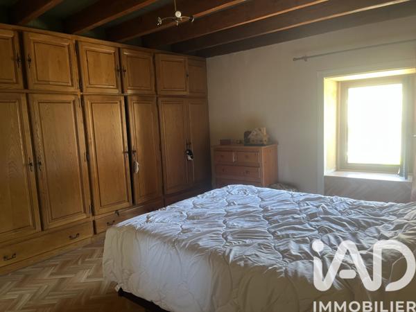 Maison à vendre 6 pièces 131 m² Sail-sous-Couzan