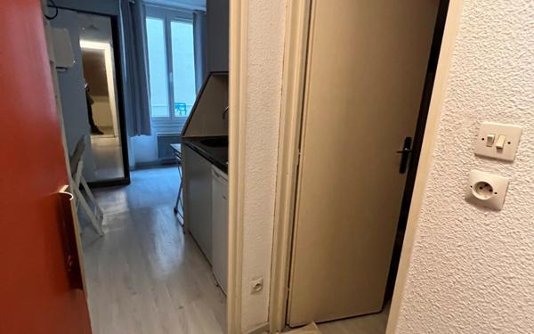 Appartement à vendre    2 pièces • 13,52 m2 Grenoble