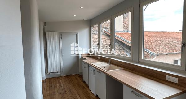Location Appartement 3 pièces 96.74 m² - Roanne 42300