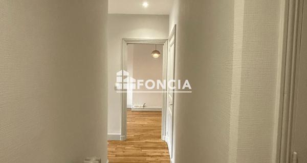 Location Appartement 3 pièces 96.74 m² - Roanne 42300