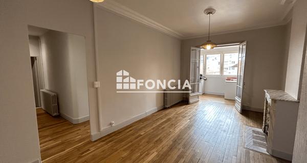 Location Appartement 3 pièces 96.74 m² - Roanne 42300