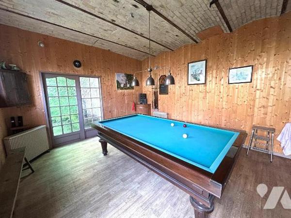 Belle propriété Berguoise au cachet préservé sur une parcelle de 600 m2 proposant:

Rdc: gran...