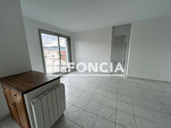 Location Appartement 2 pièces 41.25 m² - 8 AVENUE DU MAIL Bagnols Sur Ceze 30200