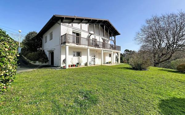 Maison à vendre    5 pièces • 147 m2 Bayonne