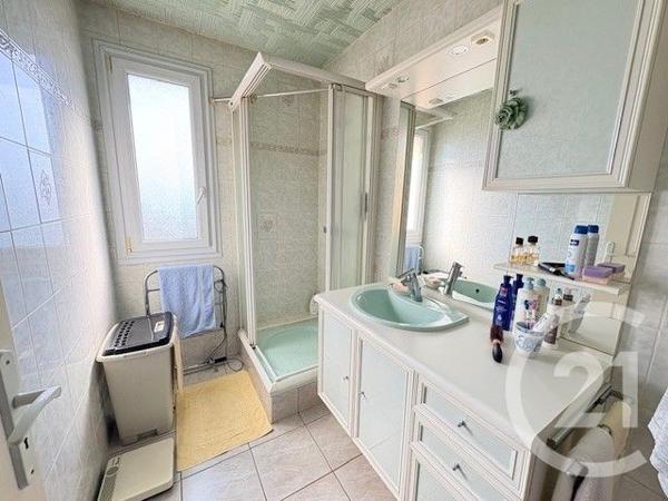 Appartement F5 à vendre  5 pièces - 92 m2 BOURG EN BRESSE - 01