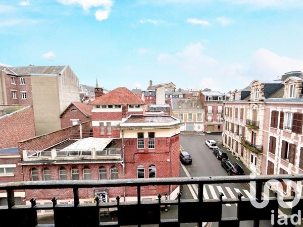 Appartement 5 pièces de 117 m² à Saint-Quentin (02100)