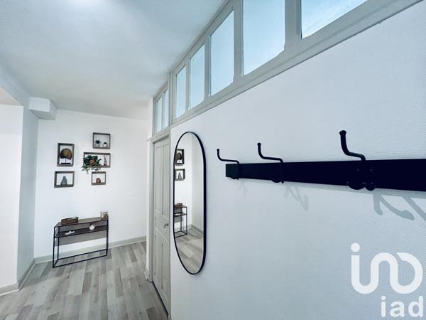 Appartement 5 pièces de 117 m² à Saint-Quentin (02100)