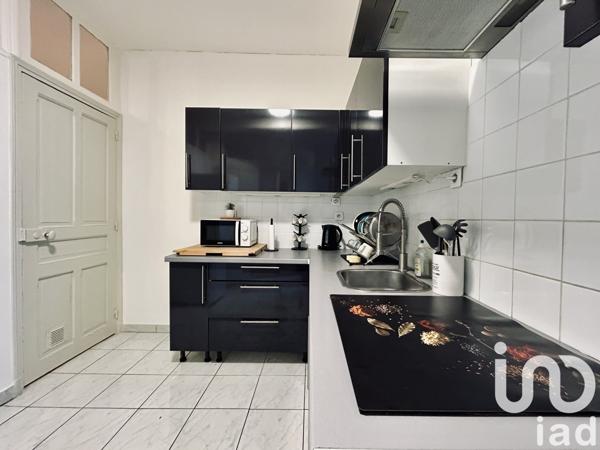 Appartement 5 pièces de 117 m² à Saint-Quentin (02100)