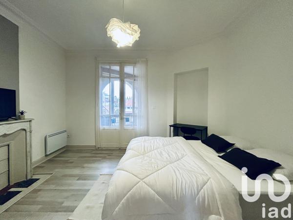 Appartement 5 pièces de 117 m² à Saint-Quentin (02100)