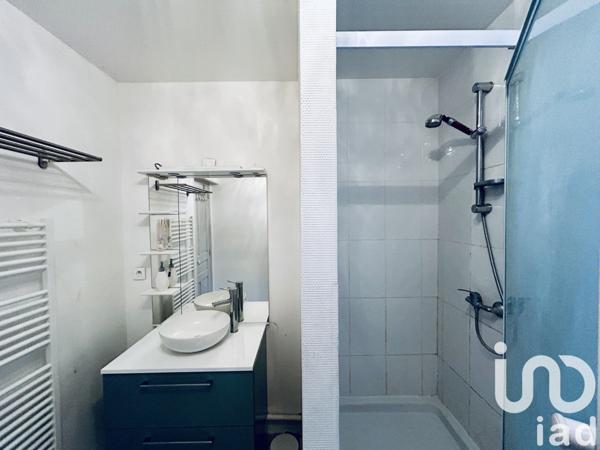 Appartement 5 pièces de 117 m² à Saint-Quentin (02100)