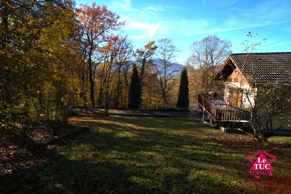 Un véritable havre de paix sur 3000 m² de terrain arboré Trévignin (73100)