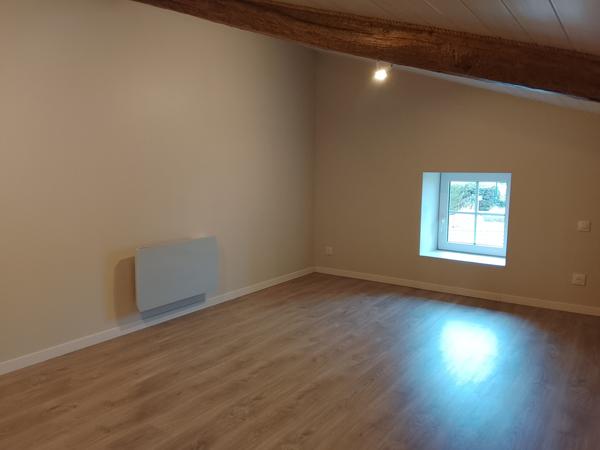 Maison  6 pièce(s)  3 chambre(s)  170 m²