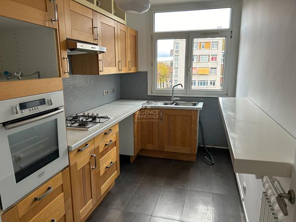 Appartement Maisons Laffitte 4 pièce(s) 69.43 m2 Loyer 1 417 €/mois charges comprises **  - Référence  11804
