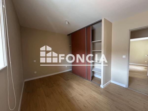 Location Appartement 4 pièces 105.7 m² - 28 RUE AMIRAL GALIBER Castres 81100