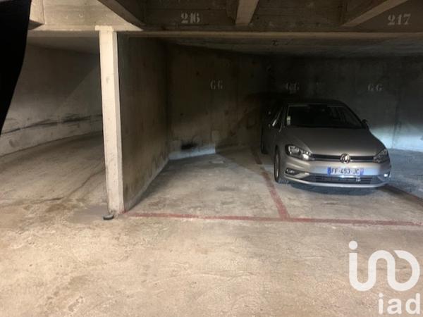 Parking à vendre 45 m² Paris 13