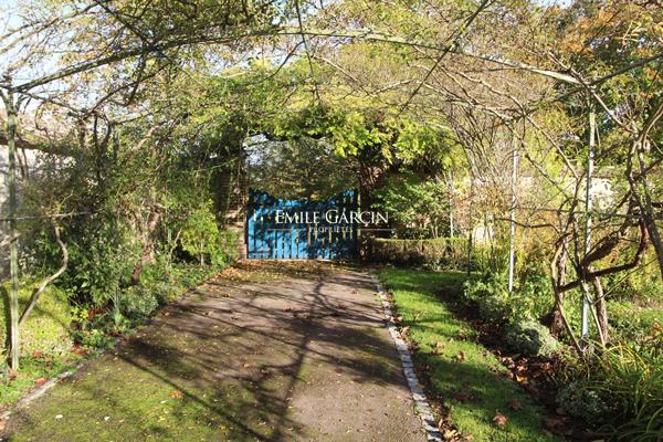 À VENDRE - Propriété XVIIe sur parc de 2.9 hectares tennis et piscine-