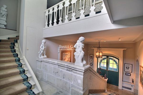 À VENDRE - Propriété XVIIe sur parc de 2.9 hectares tennis et piscine-