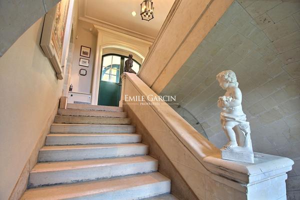 À VENDRE - Propriété XVIIe sur parc de 2.9 hectares tennis et piscine-