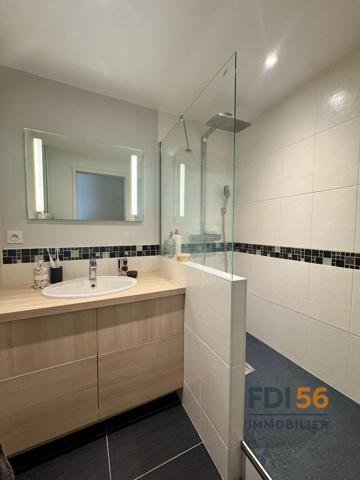 EXCLUSIVITÉ - A VENDRE A LORIENT - APPARTEMENT 4 PIECES - TERRASSE- GARAGE - ENVIRONNEMENT CALME , Lorient