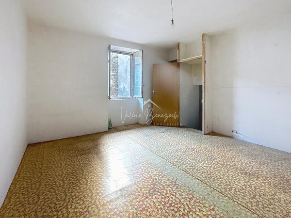 Saint-Affrique (12400) Possibilité de créer 5 ou 6 appartements !