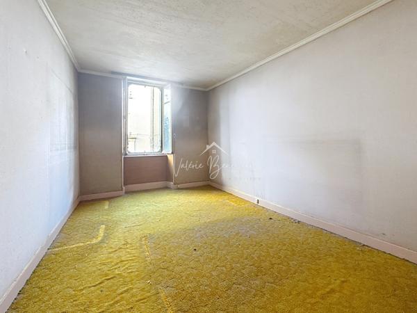 Saint-Affrique (12400) Possibilité de créer 5 ou 6 appartements !