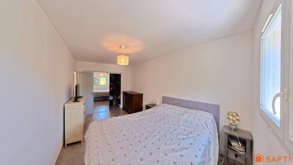 Bagnols-sur-Cèze — Villa provençale de 150 m² sur 5 094 m², piscine, 2 dépendances, DPE A, aucun vis-à-vis