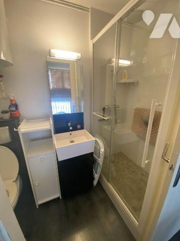 ARCACHON Quartier AIGUILLON
Très belle opportunité pour ce T1bis en duplex avec balcon au dern...