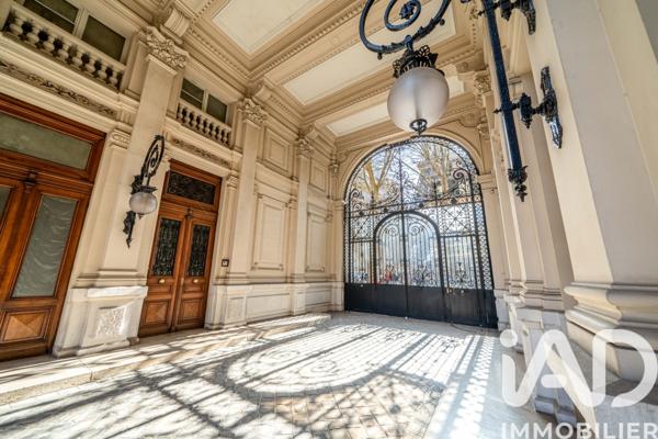Appartement à vendre 4 pièces 126 m² Paris 7