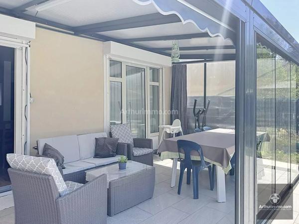 Vente                                                      Maison
                        
                     5 pièces                      102 m2                     à Roanne