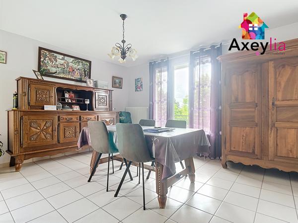 Saint-Vincent-de-Boisset (42120) A VENDRE - SAINT-VINCENT-DE-BOISSET - MAISON AVEC GRAND TERRAIN ARBORÉ