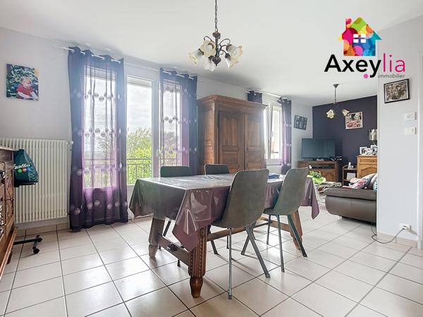 Saint-Vincent-de-Boisset (42120) A VENDRE - SAINT-VINCENT-DE-BOISSET - MAISON AVEC GRAND TERRAIN ARBORÉ